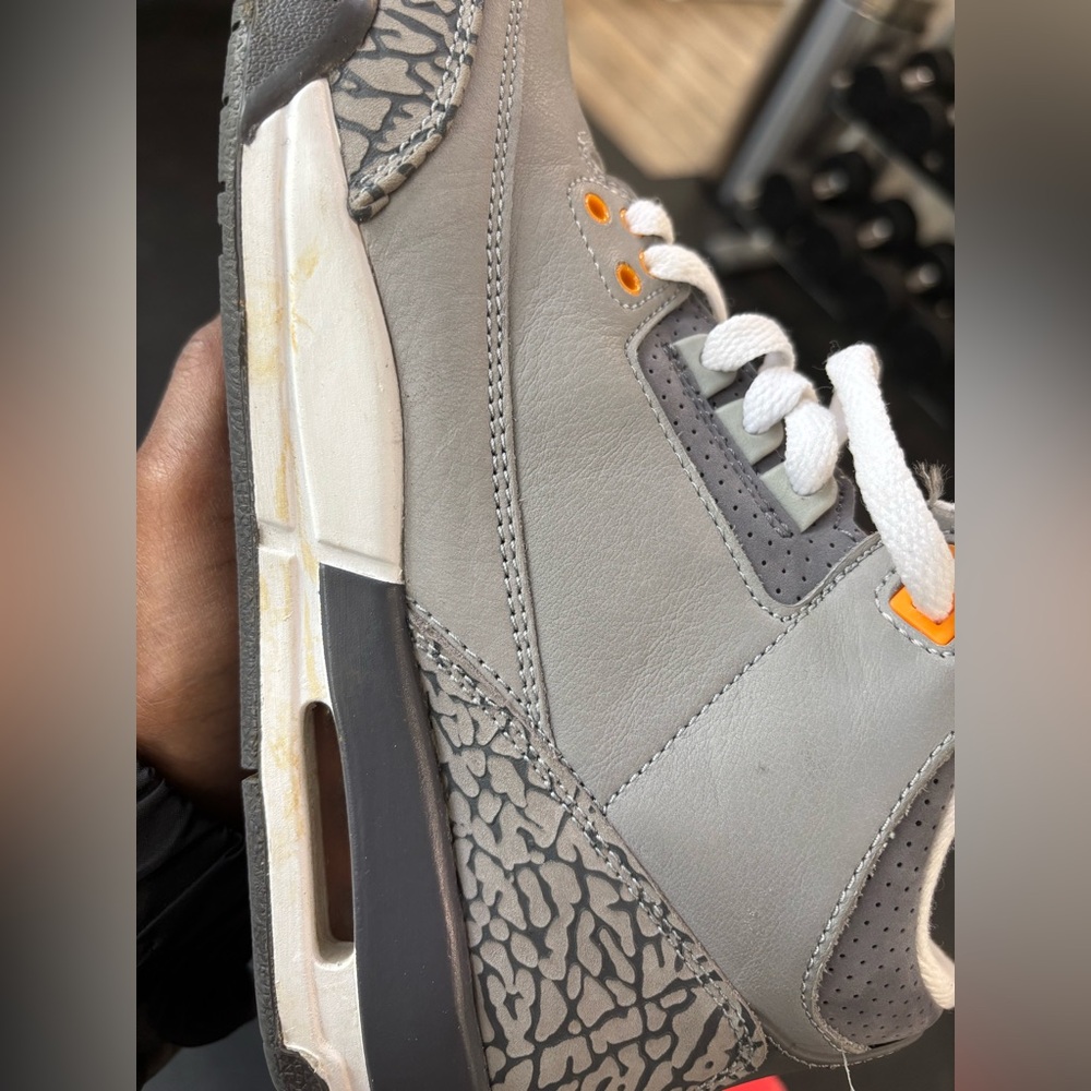 Retro Jordan 3 “Cool Grey” - Picture 4 of 14